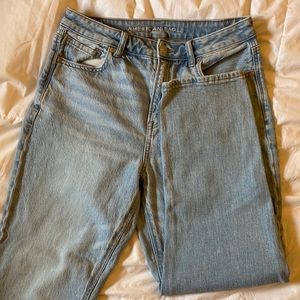 American Eagle Mom Jeans